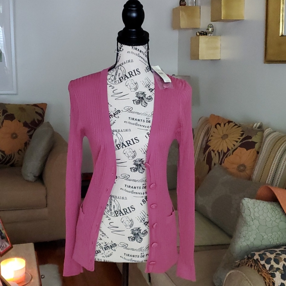 Cardigan sweater
